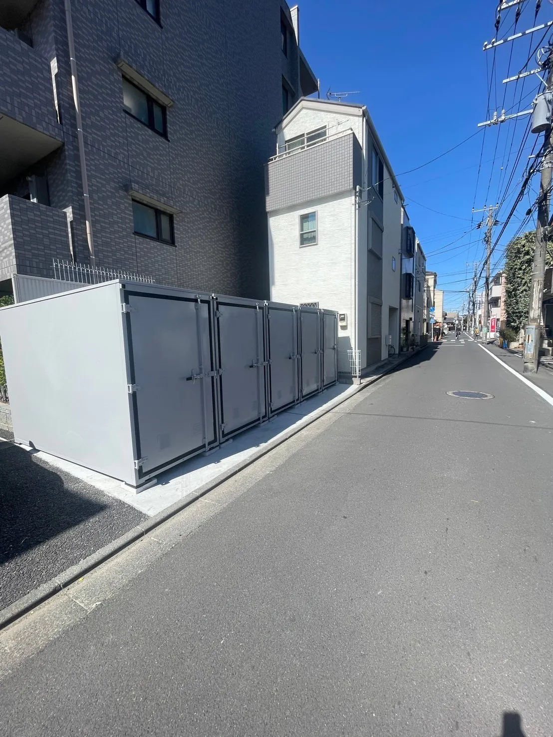 屋根付バイクガレージ